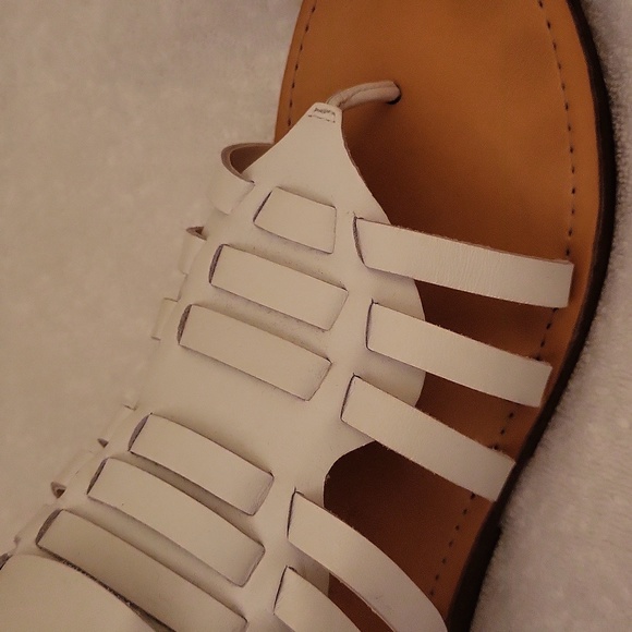 DULCIE 100% LEATHER UPPER STRAP GLADIATOR SANDALS - Picture 9 of 11